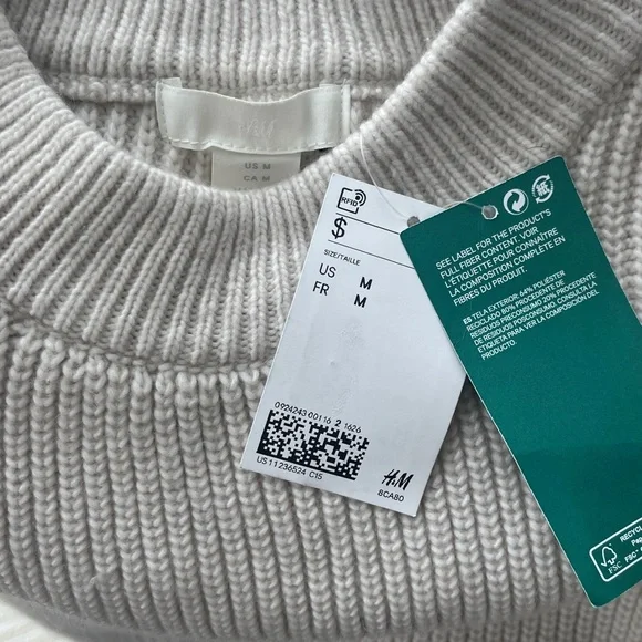 NWT H&M Loose Fit Light Taupe Knit Sweater Vest in Size M CLASSIC NEUTRAL - Picture 4 of 6